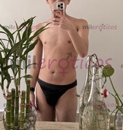 TWINK UNIVERSITARIO CALIENTE Y DISPUESTO A COMPLACERTE - FOTO 9