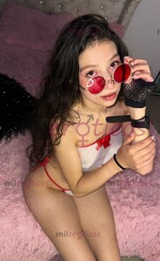 JOVEN UNIVERSITARIA APRETADITA, DELGADA Y DISCRETA LISTA PARA COMPLACERTE - FOTO 4