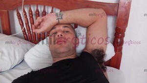 QUIERES VER COMO SALE LECHE DE MI VERGOTA TE GUSTA VER???? COMO SALE A CHORROS - FOTO 6
