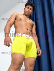 JHON SERIO DISCRETO BISEXUAL VIVE UNA EXPERIENCIA - FOTO 2