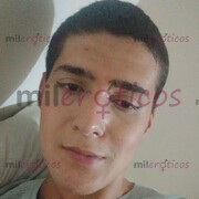 CHICO JOVEN DELGADO DE 25 AÑOS CON GANAS DE COMPLACER - FOTO 9