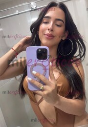 NIÑA LINDA CON HERMOSO CUERPO Y SORPRESA IMPACTADORA - FOTO 1