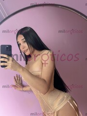 UNA NIÑA LINDA EL TU CIUDAD CON UN CUERPO Y CARAMELO RICO - FOTO 6