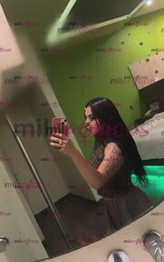 NALGONA DELGADA MUY BONITA COMPLACIENTE JOVENCITA MULTIORGASMICA - FOTO 4