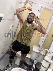 POR LA CIUDAD MAN DEPORTISTA SERIO RESPETUOSO MORBOSO - FOTO 8