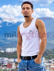 MORENO CON 18 SEXOSO MORBOSO SEXO SUAVE O SUCIO DIME LO QUE QUIERES - FOTO 5
