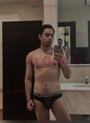 FITNESS VELLUDO Y PELIGROSAMENTE ATRACTIVO - FOTO 3