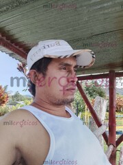 HOMBRE DISPUESTO A SATISFACER TODAS LAS NECESIDADES EN MASAJES PARA LAS MUJERES - FOTO 3