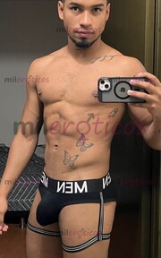 JOVEN MUSCULOSO VERGON NUEVO EN LA CIUDAD - FOTO 2