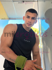 JOVEN ATRACTIVO CON UN CUERPO MUY MARCADO Y CON 21 CENTÍMETROS - FOTO 2