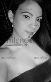CAROLA UNA MORENA ARDIENTE CON GANAS DE FOLLAR DURO - FOTO 8