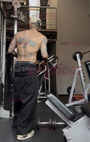 CHACAL COLOMBIANO FITNES CON GANAS DE DARTE MI LECHE - FOTO 10