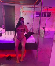 JOVEN CHICA INDEPENDIENTE CON SU SEXO CANDENTE Y MAS - FOTO 2