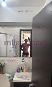 BUSCAS UN JOVEN COMPLACIENTE? ME ENCANTA EL MORBO, MAMADAS EN CARRO - FOTO 3