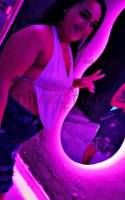 CHICA MUY TRAVIESA DISPUESTA A COMPLACER TUS FETICHES SEXUALES - FOTO 4