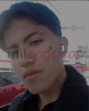 TWINK DE 20 AÑOS, DISPUESTO A COMPLACER TUS DESEOS EN LA CAMA - FOTO 1