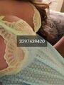 Bella donna bella arrivo nel massaggio rilassante antistress picolla