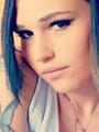 Sono una ragazza di venticinque anni mora alta una bellissima ragazza...
