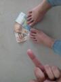 Diosa financiera cruel busca sumiso obediente