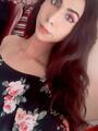 Guapa, alta, delgada inter con voz de mujer y con lugar