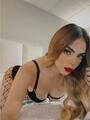¡Un rostro hermoso y un cuerpo espectacular de mujer pero con tiburón!