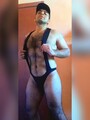Oso caliente y dispuesto a cumplir fantasías