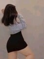 FOTOS DE ABRE MIS PIERNAS MIENTRAS CHUPAS MIS MUSLOS Y DESPUÉS MI VAGINA.