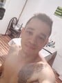 FOTOS DE JOVEN ALEGRE DINÁMICO COMPLACIENTE CHICO DISPUESTO A TODO QUIERES TU HABLAME
