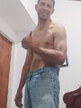FOTOS DE CHICO JOVEN VENEZOLANO ALTO Y BIEN DOTADO COMPLACIENTE