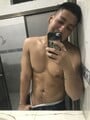 FOTOS DE CHICO HOT, AMANTE DEL BUEN SEXO SIN ASCO Y MUY APASIONADO A LA HORA DEL SEXO