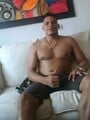 FOTOS DE SOU COSTEÑO VERGON ME MIDE 17 CM SOY MUSCULOSO GUAPO AMABLE DECEBTE Y MUY CALIE