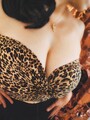 FOTOS DE MADAME !!!SEÑORA MADURA , DE GRANDES ATRIBUTOS!!!!!
