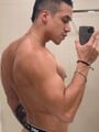FOTOS DE VERSÁTIL BUEN PORTE JOVEN VARONIL DISPONIBLE