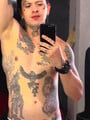 FOTOS DE HOMBRE TATUADO Y SERIO 3234913373 DE MEDELLÍN