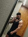 FOTOS DE CUBANO BIEN DOTADO 100% REAL LÁMAME Y PASEMOS UN RATO AGRADABLE