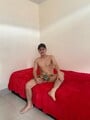 FOTOS DE MACHO TATUADO VERSÁTIL PELUDO DISPONIBLE LAS 24 HORAS