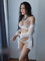 FOTOS DE AMARA HERMOSA CHICA PARA HOMBRES SOLVENTES.