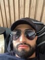 FOTOS DE JOVEN DE RASGOS ÁRABES, CACHONDO, COMPLACIENTE Y MASCULINO.