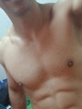 FOTOS DE CABALLERO DISPUESTO A COMPLACERTE, MUJERES O PAREJAS HM