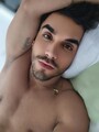 FOTOS DE CHICO CUBANO 26 AÑOS.BIEN CALIENTE Y CACHONDO.