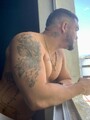 FOTOS DE VENEZOLANO LINDO Y DE GYM, TE GUSTARÍA LLUVIAS DORADAS ?