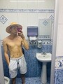 FOTOS DE JOVEN DELGADO, DISPUESTO A CUMPLIR TUS FANTASÍAS