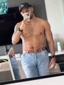 FOTOS DE MASAJISTA DE BUEN PORTE DE ALTO NIVEL EN BUCARAMANGA