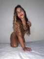 FOTOS DE DELGADA, ESTRECHA Y COMPLACIENTE, VEN A MI