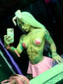FOTOS DE MARCADA, BRONCEADA Y TATUADA ACTRIZ PORNO INTERNACIONAL E INFLUENCER.