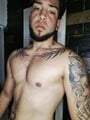 FOTOS DE BAYRON UN PLACER ...FASCINANTE Y JOVEN GIGOLO VIP, HETEROSEXUAL DE BUEN CUERPO Y