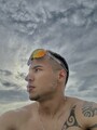 FOTOS DE DEPORTISTA TATUADO XL CON 21CM DE VERGA Y BUEN CULO MORBOSO