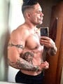 FOTOS DE GUAPO HOMBRE MACHO MUY BUENA VERGA Y MUY BUEN CUERPO. EXCELENTE ATENCION