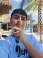FOTOS DE CHICO CALIENTE VERSÁTIL, TEFETICHISTA Y BUEN AMANTE DISPONIBLE PARA COMPLACERTE