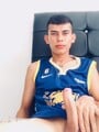FOTOS DE LECHERO ATENTO DESCOMPLICADO RELAJADO PARCHADO SERIO PARA GENTE BIEN
